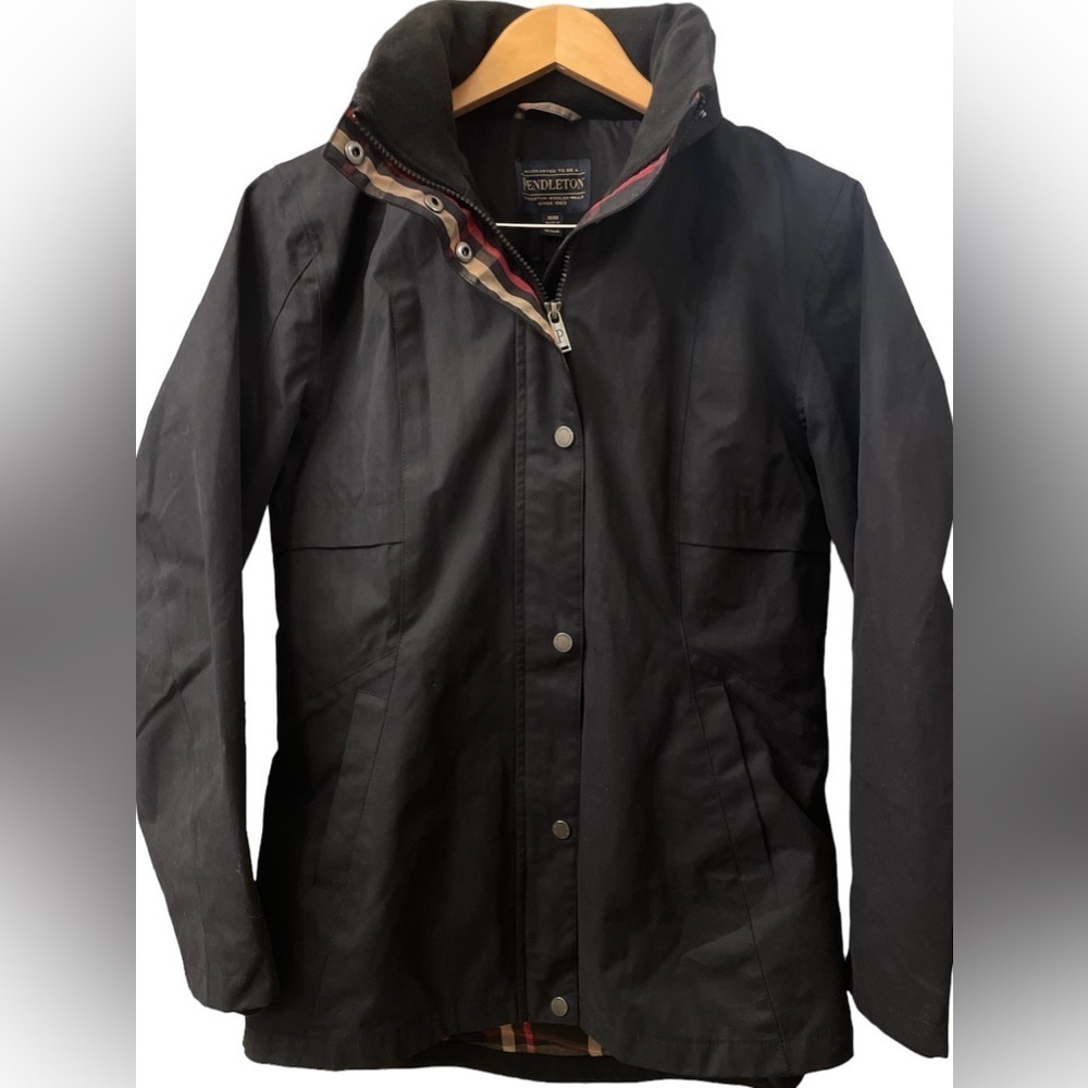 NWOT Pendleton Hooded Rain Jacket- Women’s Medium Black - Picture 4 of 8